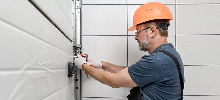Commercial Garage Door Repair in Wesley Chapel, FL