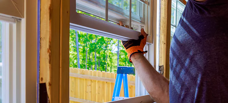 >Bay Window Curtain Rail Track in Wesley Chapel, FL