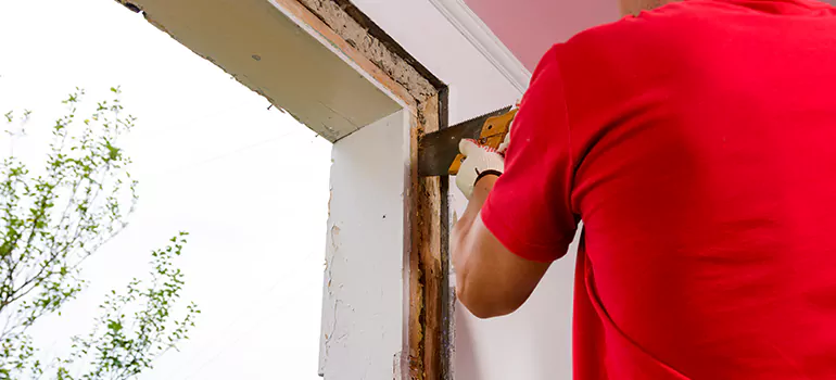 Residential Accordion Door Repair in Wesley Chapel, FL