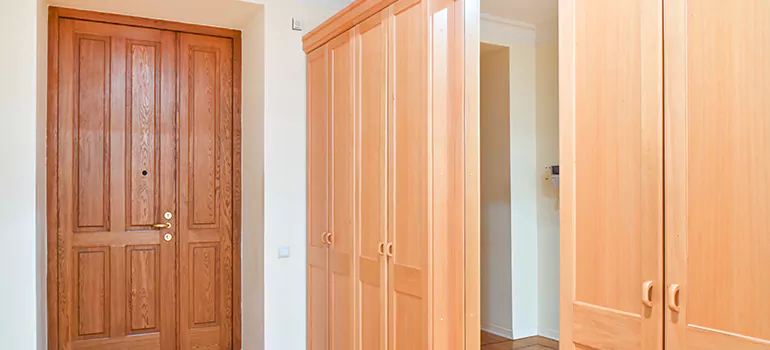 Glass Closet Door Repair in Wesley Chapel, FL